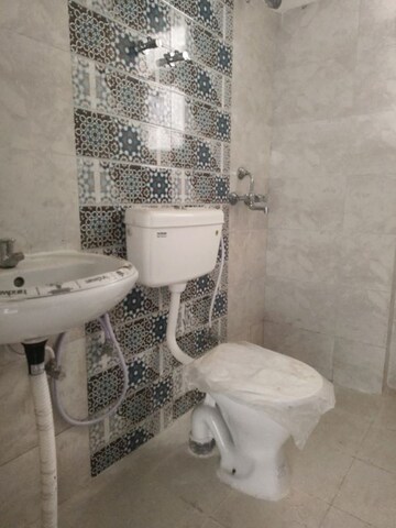 Bathroom in 2 BHK Apartment at Signature Global Proxima, Sector 89 – for Sale