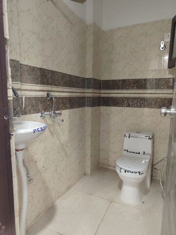 Bathroom in 2 BHK Builder Floor at RWA Apartments Sector 73, Sector 73 – for Rent