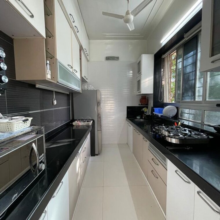 Kitchen, breach candy 3 Bedroom 950 Sq.Ft. Apartment In Breach Candy Mumbai 9776019