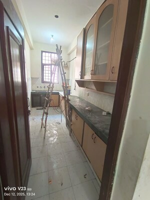 Kitchen in 4 BHK Builder Floor at Dlf Phase ii – for Sale