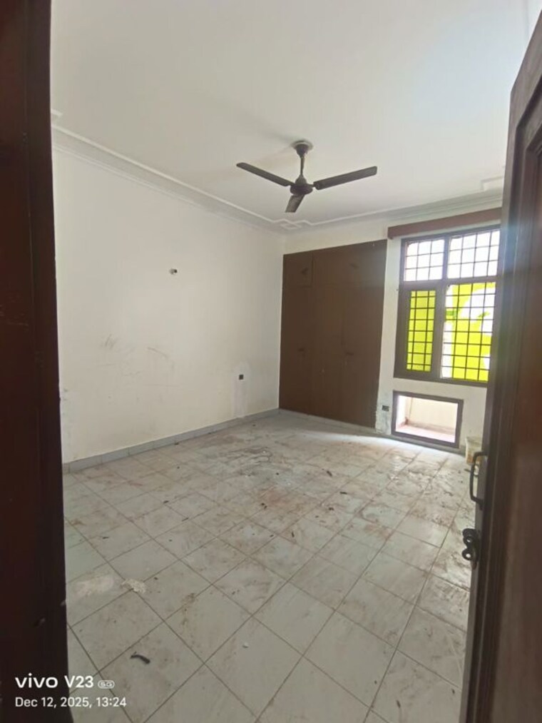 Room, dlf phase ii 4 Bedroom 2700 Sq.Ft. Builder Floor In Dlf Phase ii Gurgaon 9775548