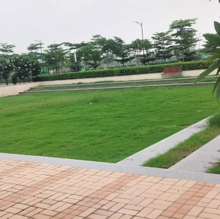 Garden, jewar  205 Sq.Yd. Plot In Jewar Greater Noida 9776053