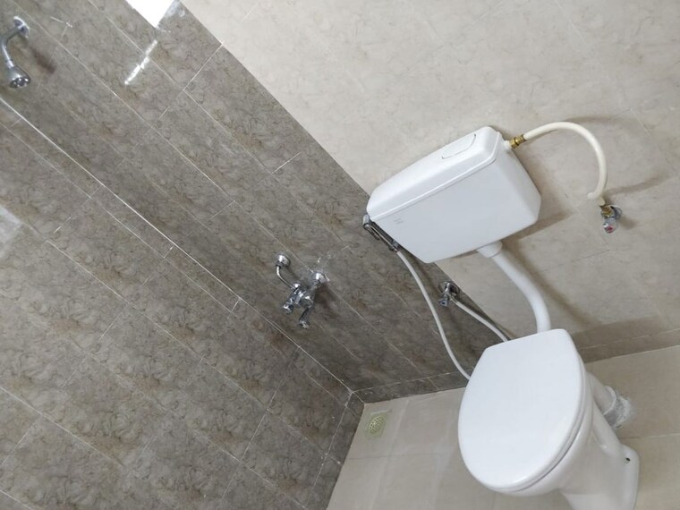 Bathroom, arun-excello-temple-green 3 Bedroom 1320 Sq.Ft. Apartment In Oragadam Chennai 9775878