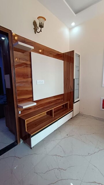 3 BHK Builder Floor For Sale in Adil Nagar