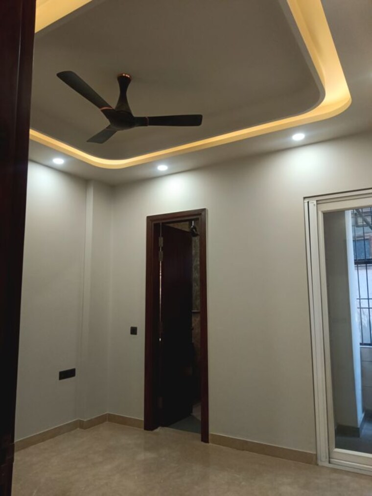 undefined, rajouri garden 3 Bedroom 1500 Sq.Ft. Builder Floor In Rajouri Garden Delhi 9776121