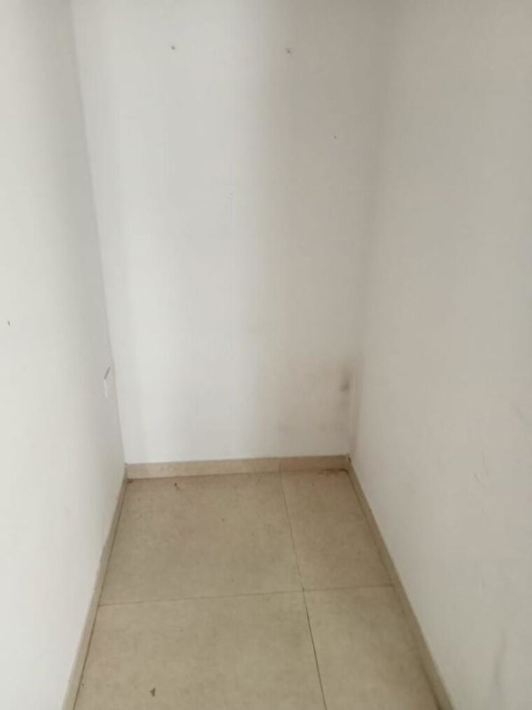 Room, dlf phase ii 4 Bedroom 2700 Sq.Ft. Builder Floor In Dlf Phase ii Gurgaon 9775589