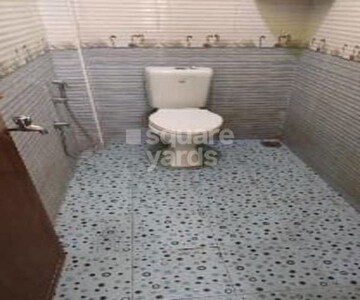 Bathroom in 1 BHK Builder Floor at Salt Lake Sector V – for Rent