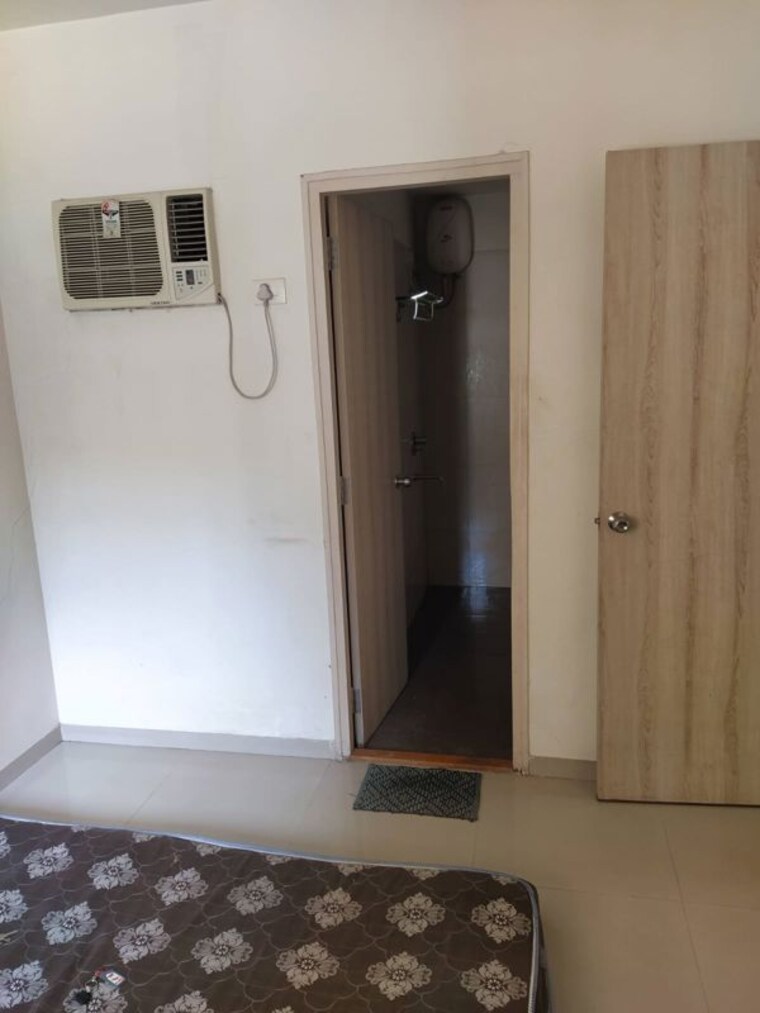 Room, dlf phase ii 4 Bedroom 2250 Sq.Ft. Builder Floor In Dlf Phase ii Gurgaon 9775593