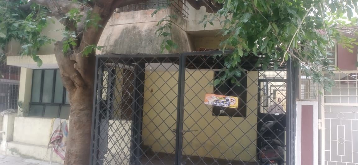 2 BHK + Pooja Room Independent House For Sale in Vijayanagar