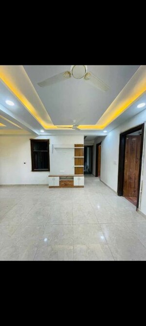 Bedroom in 4 BHK Builder Floor at Shyama Apartments Noida, Sector 49 – for Rent