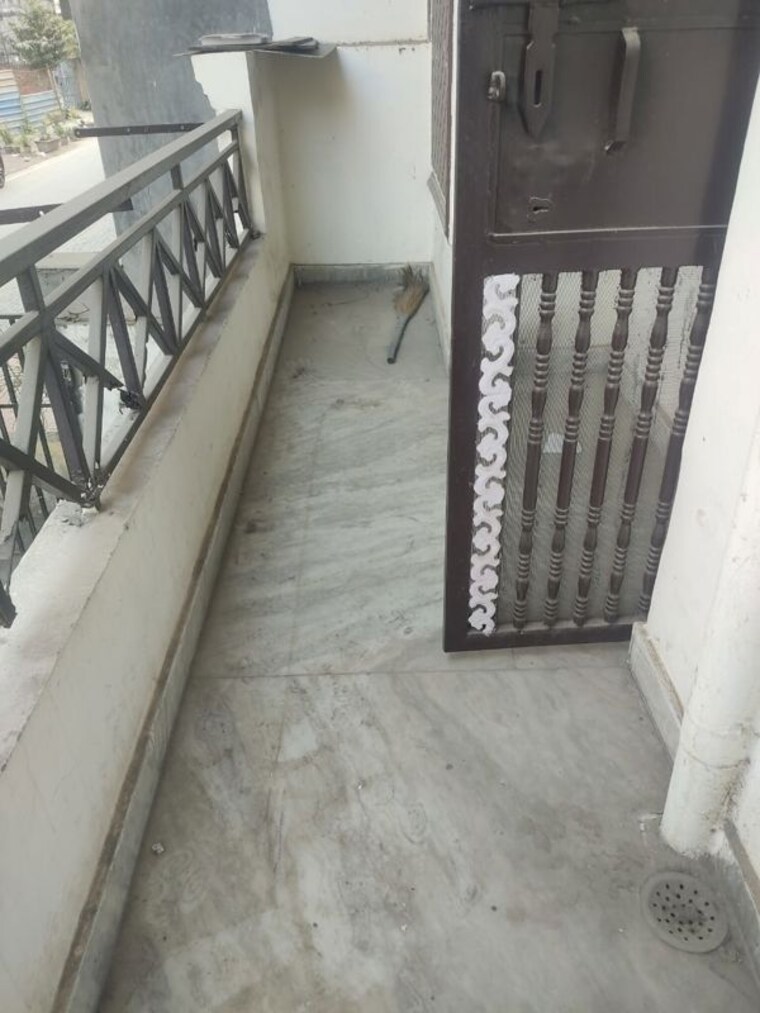 Balcony, niti khand ii 2 Bedroom 850 Sq.Ft. Builder Floor In Niti Khand ii Ghaziabad 9776448