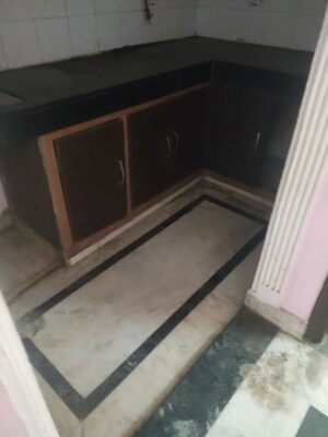 Kitchen in 2 BHK Builder Floor at Niti Khand ii – for Rent