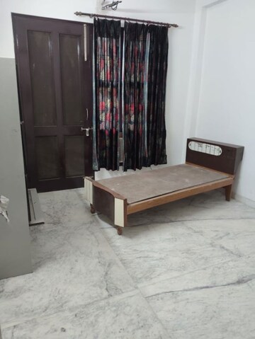 Living Room in 4 BHK Builder Floor at Ahinsa Khand 2 – for Rent