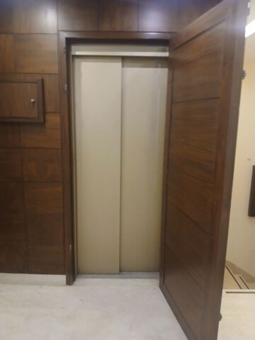  3 BHK Builder Floor at Jor Bagh – for Rent