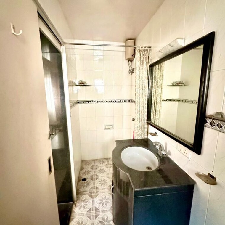 Kitchen, cuffe parade 2 Bedroom 1150 Sq.Ft. Apartment In Cuffe Parade Mumbai 9776479