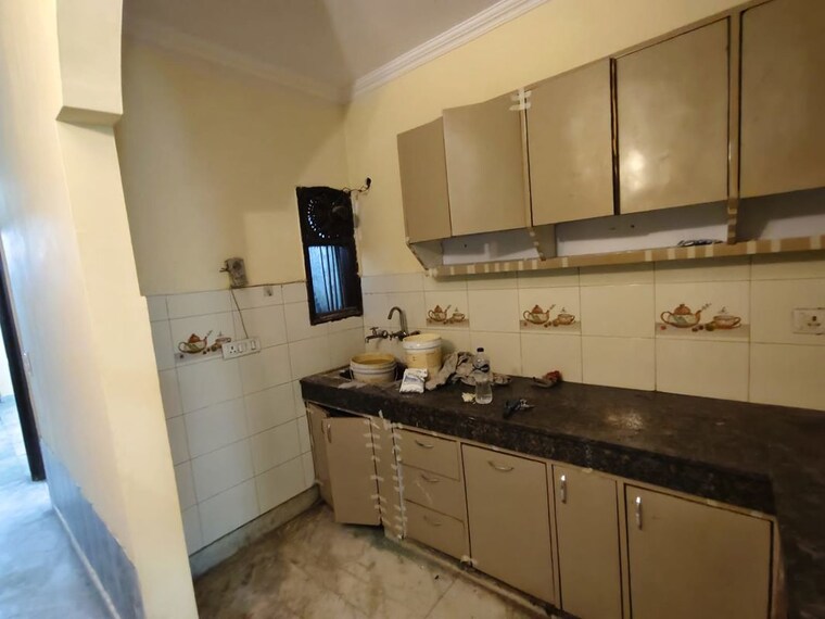 Kitchen, bhogal 2 Bedroom 900 Sq.Ft. Independent House In Bhogal Delhi 9776530