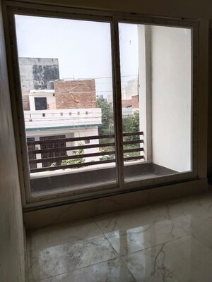 Room in 2 BHK Builder Floor at Jankipuram Extension – for Sale