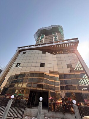  Shop For Rent in Jogeshwari West