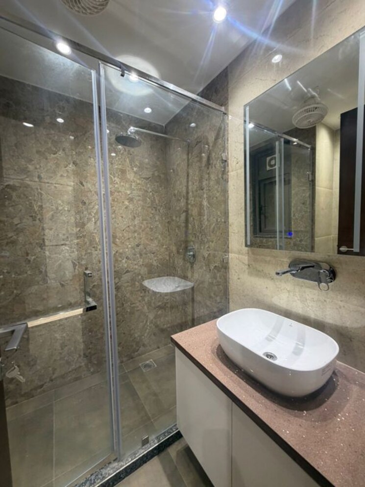 Bathroom, sector 15 3 Bedroom 2000 Sq.Ft. Builder Floor In Sector 15 Gurgaon 9776715