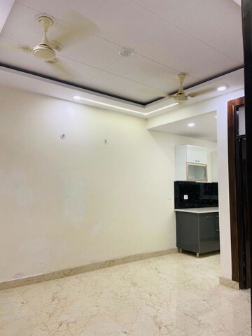 Room in 2 BHK Builder Floor at Dev Heights Shahberi, Shahberi – for Rent