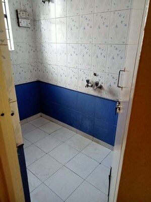 Bathroom in 1 BHK Apartment at Balaji Nagar – for Rent