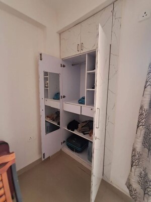 Bathroom in 3 BHK Apartment at AIG Park Avenue, Sector 4 Greater Noida – for Rent