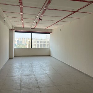  Office Space For Rent in Bhoomi 9 Business Bay, Malad West