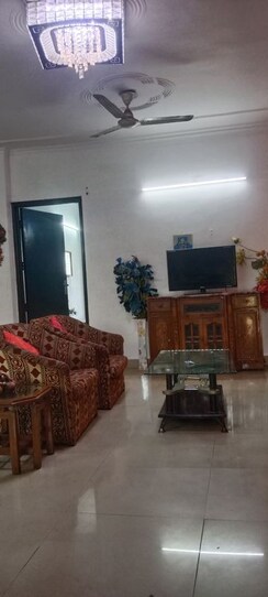 3 BHK Builder Floor For Rent in Neb Sarai