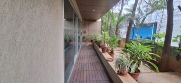 Balcony in 4 BHK Apartment at Cunningham Road – for Rent