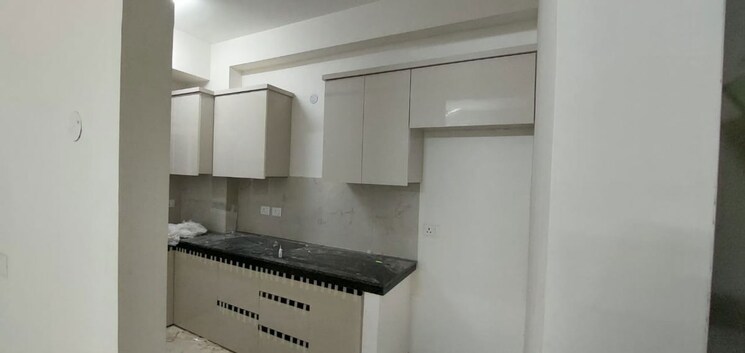 Kitchen, smart-world-gems 2.5 Bedroom 1208 Sq.Ft. Apartment In Sector 89 Gurgaon 9777333
