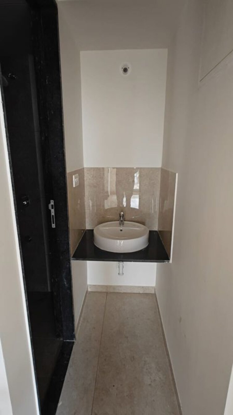 Bathroom, kharadi gaon 2.5 Bedroom 889 Sq.Ft. Apartment In Kharadi Gaon Pune 9777228