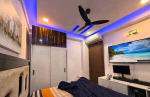 Master Bedroom in 2 BHK Apartment at Gaur City 2 - 14th Avenue, Sector 16c Greater Noida – for Rent