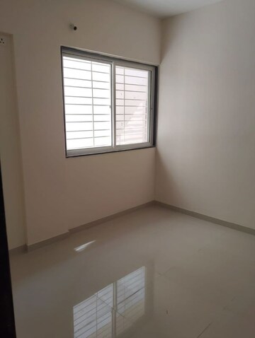 Room in 2 BHK Apartment at Rahul Sai Ramdas, Manjri Budruk – for Rent