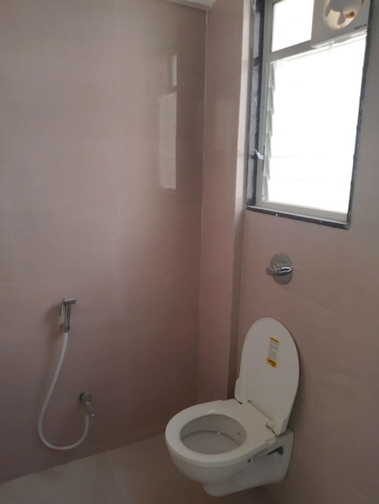 Bathroom, rahul-sai-ramdas 2 Bedroom 566 Sq.Ft. Apartment In Manjri Budruk Pune 9777361