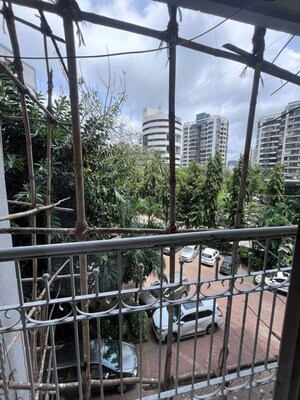 Balcony in 6 BHK Apartment at Highland Park Andheri West, Andheri West – for Rent