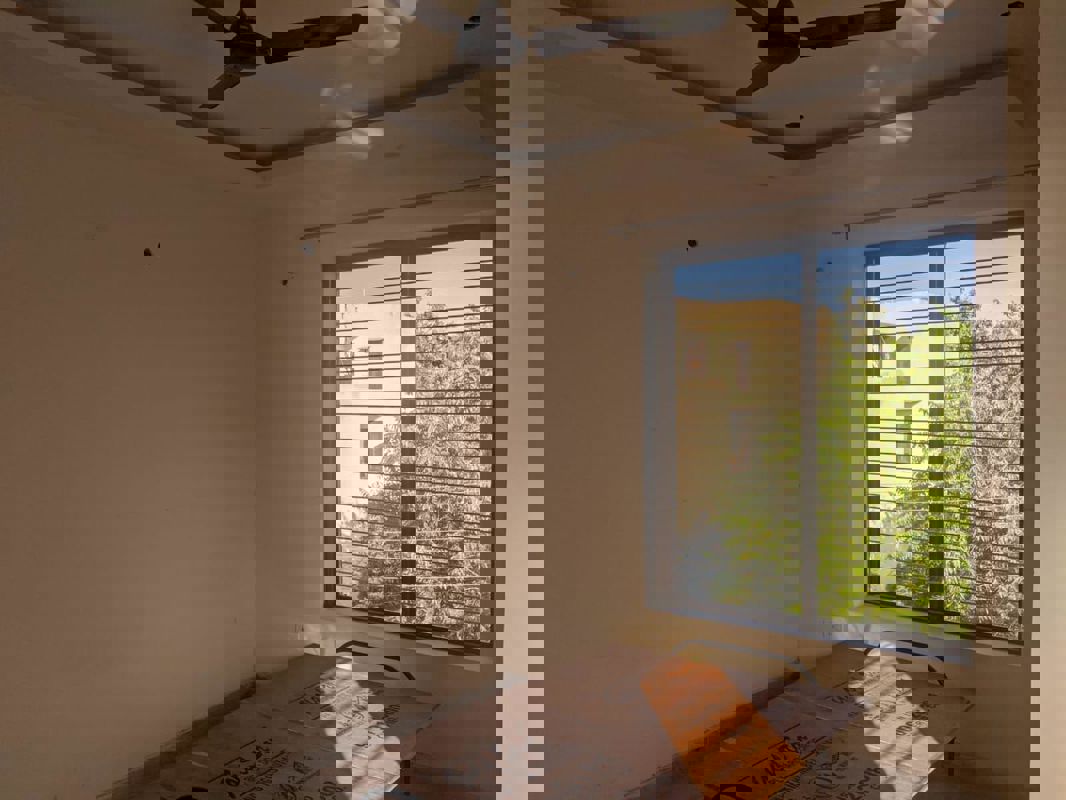 3.5 BHK + Servant Room Builder Floor For Rent in Sector 99A