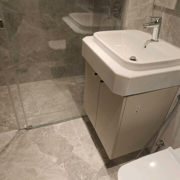 Bathroom in 4 BHK Apartment at Rustomjee Crown, Gokhale Road – for Rent