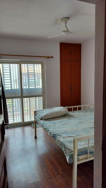 Room in 3 BHK Apartment at BPTP Elite Floors, Sector 83 – for Rent