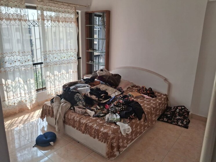 Living Room, windsor-tower 3 Bedroom 1200 Sq.Ft. Apartment In Andheri West Mumbai 9777731