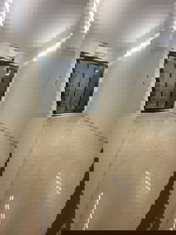 4 BHK + Pooja Room,Servant Room,Study Room,Extra Room Apartment For Sale in Dosti Eastern Bay Phase 1