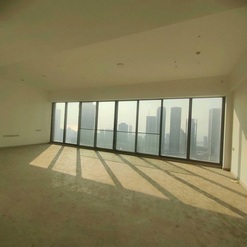 5 BHK + Servant Room 3090 Sq.Ft. Apartment in Rustomjee Crown
