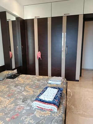 Bedroom in 3 BHK Apartment at Vasant Kunj, Santacruz West – for Rent