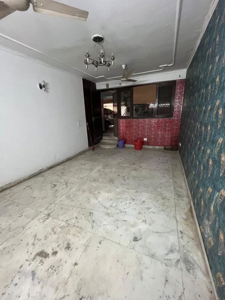 Room, saket 2 Bedroom 750 Sq.Ft. Builder Floor In Saket Delhi 9777982