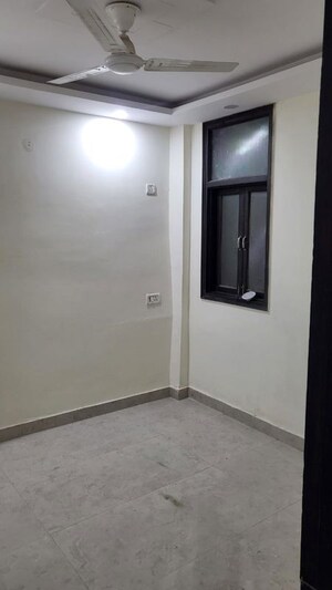 Room in 2 BHK Builder Floor at Kalkaji – for Rent