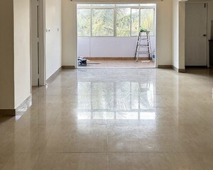 Room in 2 BHK Apartment at Solitaire Residency Hennur Road, Hennur Road – for Rent