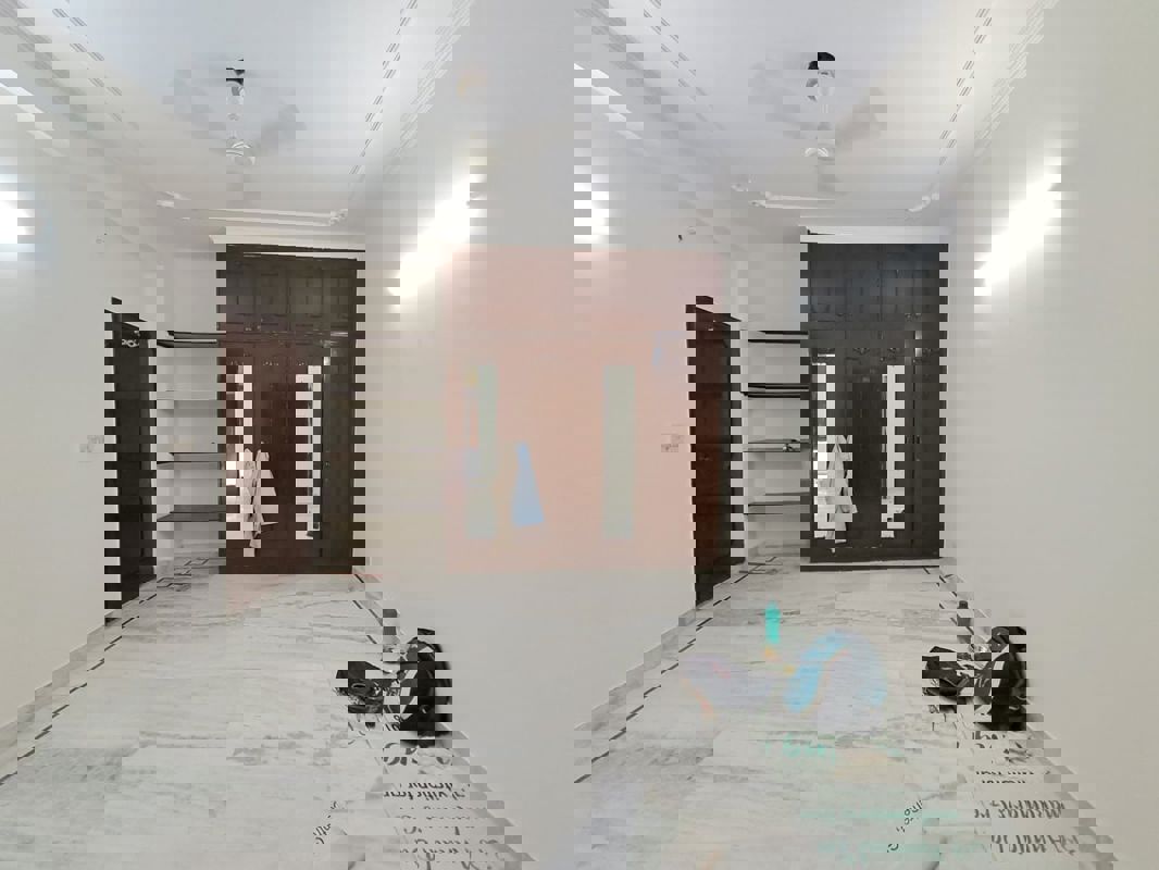 3 BHK + Servant Room Builder Floor For Rent in Greater Kailash II