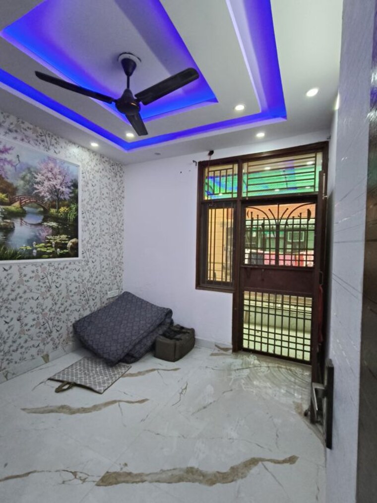 Living Room, vipin garden 3 Bedroom 105 Sq.Ft. Builder Floor In Vipin Garden Delhi 9778179