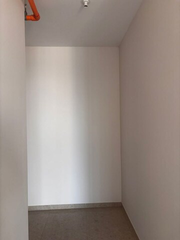 Room in 2 BHK Apartment at Kharadi Gaon – for Rent