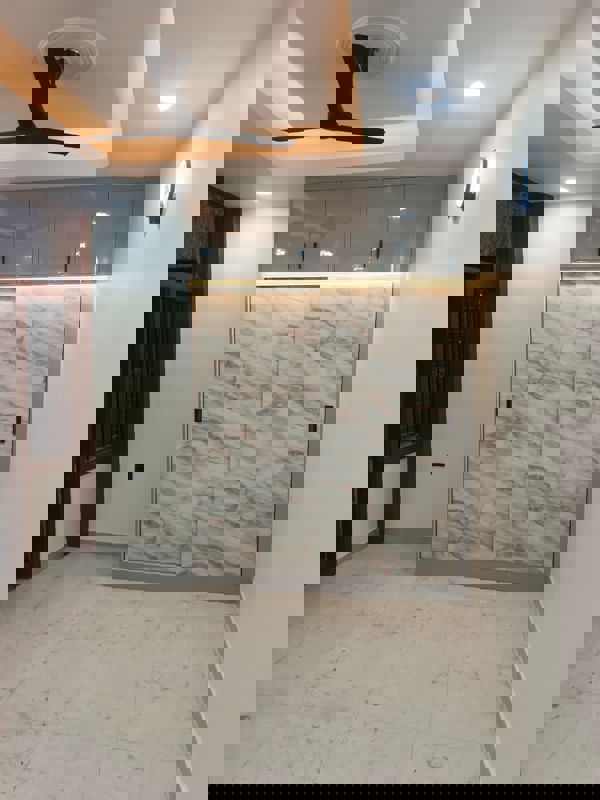 2 BHK Builder Floor For Rent in Niti Khand III