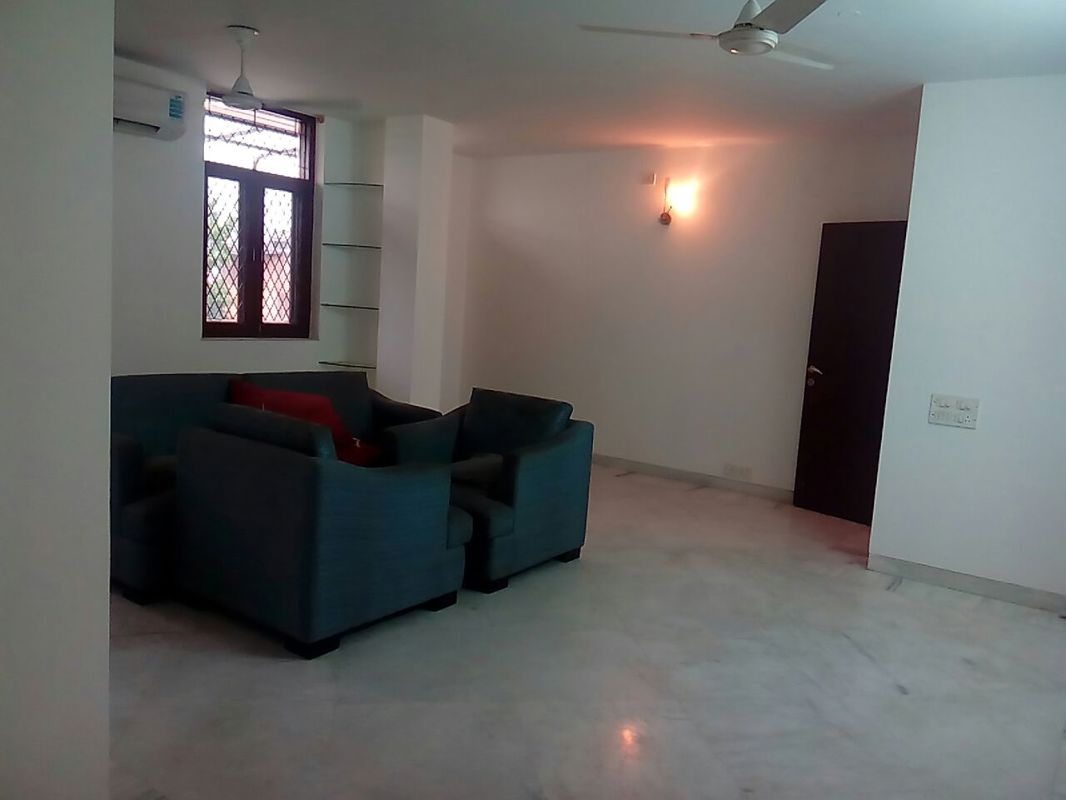 3 BHK + Servant Room Builder Floor For Rent in Greater Kailash II